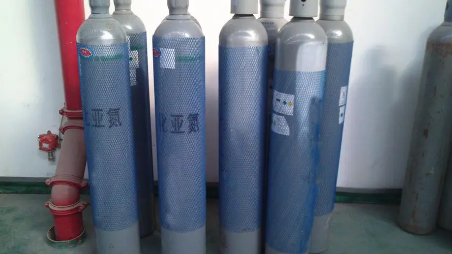 一氧化二氮水分含量標準